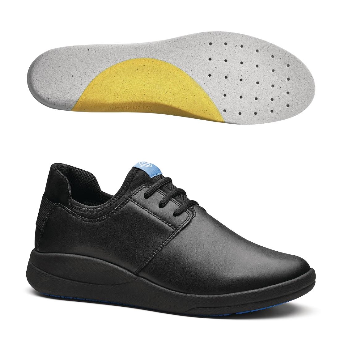 WearerTech Relieve Shoe Black with Soft Insoles Size 46